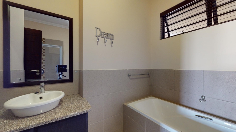 2 Bedroom Property for Sale in Die Bult North West